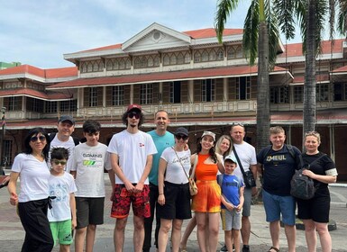 Manila: Intramuros Walled City Guided Walking Tour