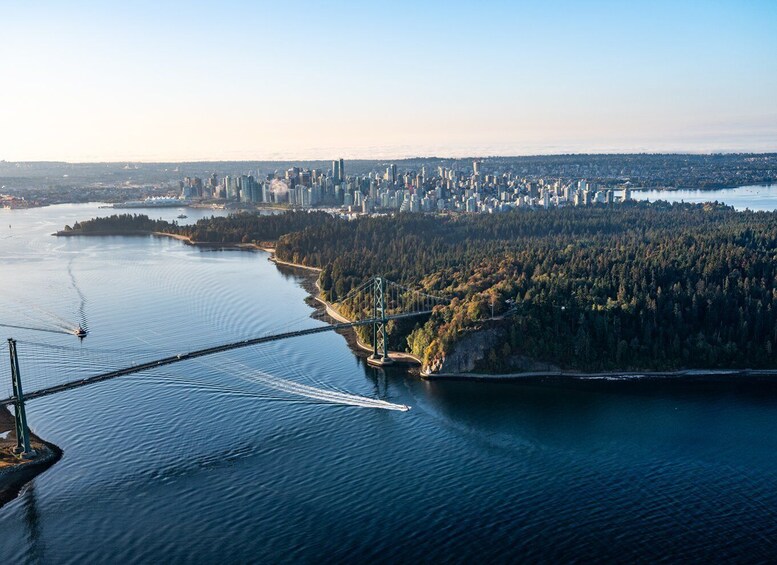 Picture 2 for Activity Bike Vancouver: Stanley Park & the world famous seawall