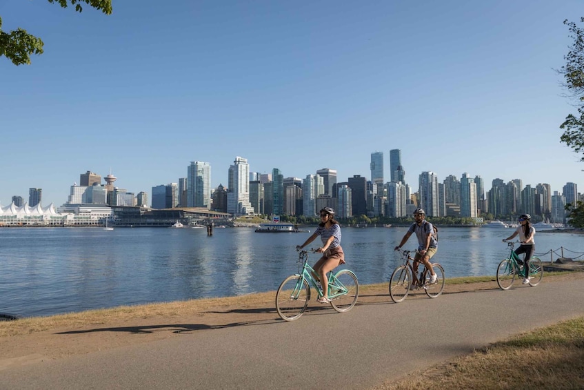 Bike Vancouver: Stanley Park & the world famous seawall