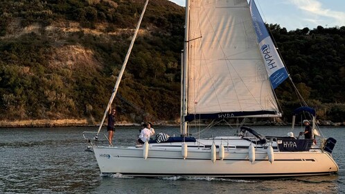 Lisbon: Boutique Private BoatTour. Day-Night sailing. Sunset