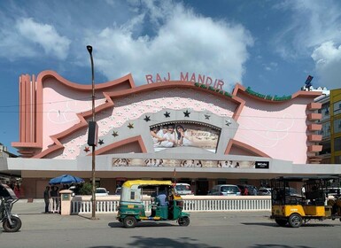 Guided Movie Theatre Tour : RAJMANDIR CINEMA (Pride Of Asia)