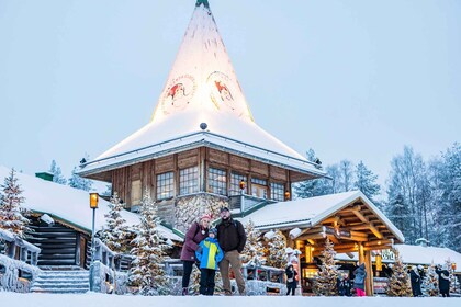 Rovaniemi: Privat fotoshoot for professionelle i Santa Claus Village