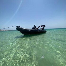 Hurghada: Private Sunset Cruise with Snacks and Drinks