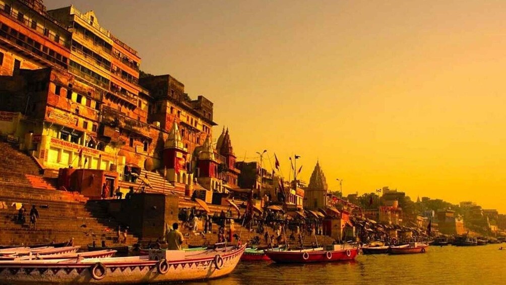 Picture 1 for Activity From Varanasi: Varanasi & Prayagraj Private Guided Tour