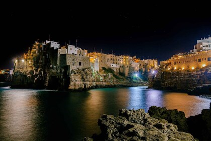 Polignano a Mare: Boot Grottentocht bij Nacht