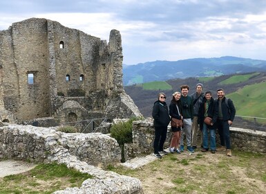 Apennines, Castles and Local Flavours