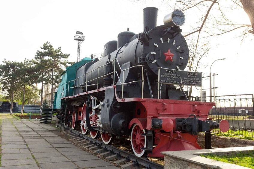 Picture 13 for Activity Transnistria Soviet tour to Bender safe tour