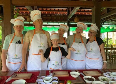 Hoi An: Markedstur - Cam Thanh Cooking Class & Basket Boat