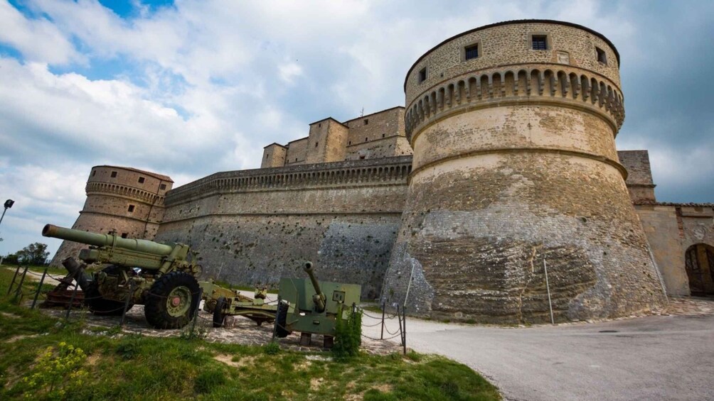 Picture 2 for Activity San Leo: Fortress Entry Ticket and Cagliostro's Prison