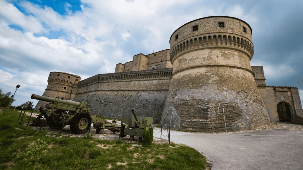 Picture 2 for Activity San Leo: Fortress Entry Ticket and Cagliostro's Prison