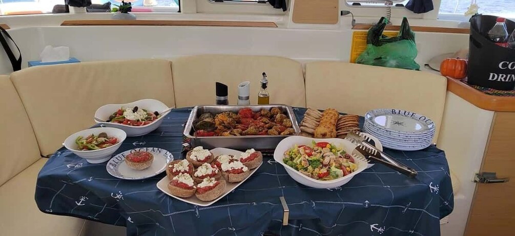 Picture 6 for Activity Kissamos: Sailing Cruise to Balos & Gramvousa with Lunch