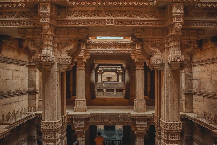 Picture 3 for Activity Ahmedabad: Full Day City tour with Heritage Walk & transfers