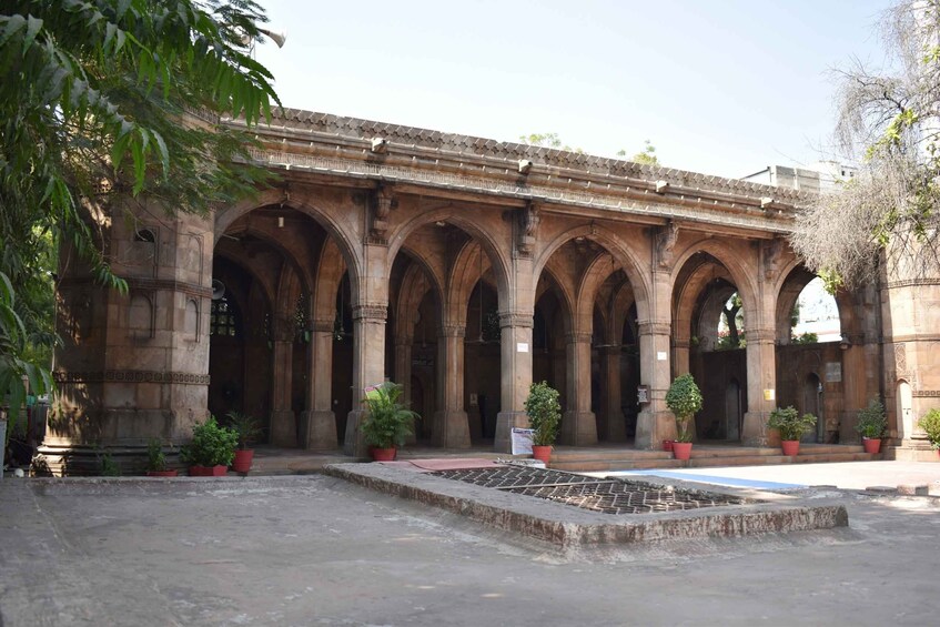 Picture 5 for Activity Ahmedabad: Full Day City tour with Heritage Walk & transfers