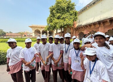 Agra: Taj Mahal and Mausoleum Tour with guide