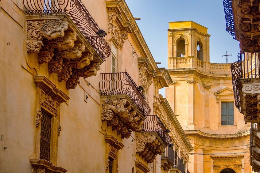 Picture 4 for Activity Noto: among the streets of Baroque pride