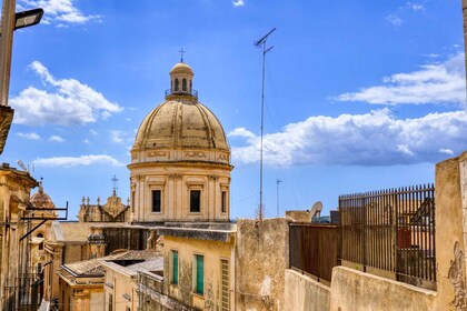 Noto: among the streets of Baroque pride