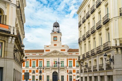 Madrid: Madrid: Yksityinen arkkitehtuurikierros paikallisen asiantuntijan k...