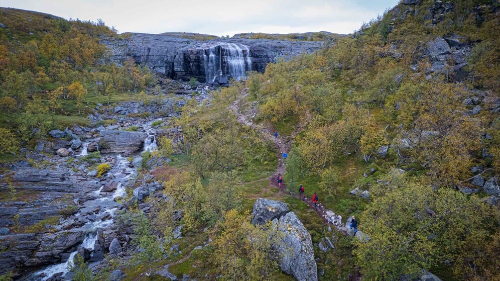 Picture 7 for Activity Hike to Orvvosfossen Waterfall