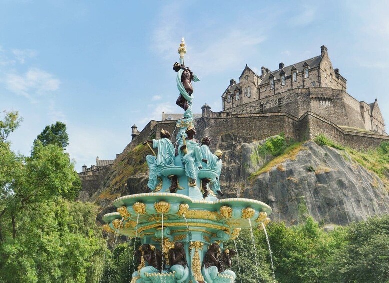 Picture 6 for Activity Edinburgh Castle: Guided Tour with Live Guide
