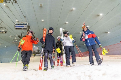 Dubai Sesi Lereng 2 Jam atau Seharian Penuh di Ski Dubai