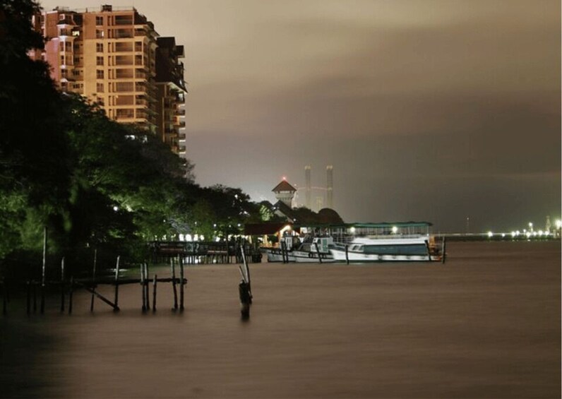 Picture 5 for Activity Alleppey Night Walk (2 Hours Guided Walking Tour)