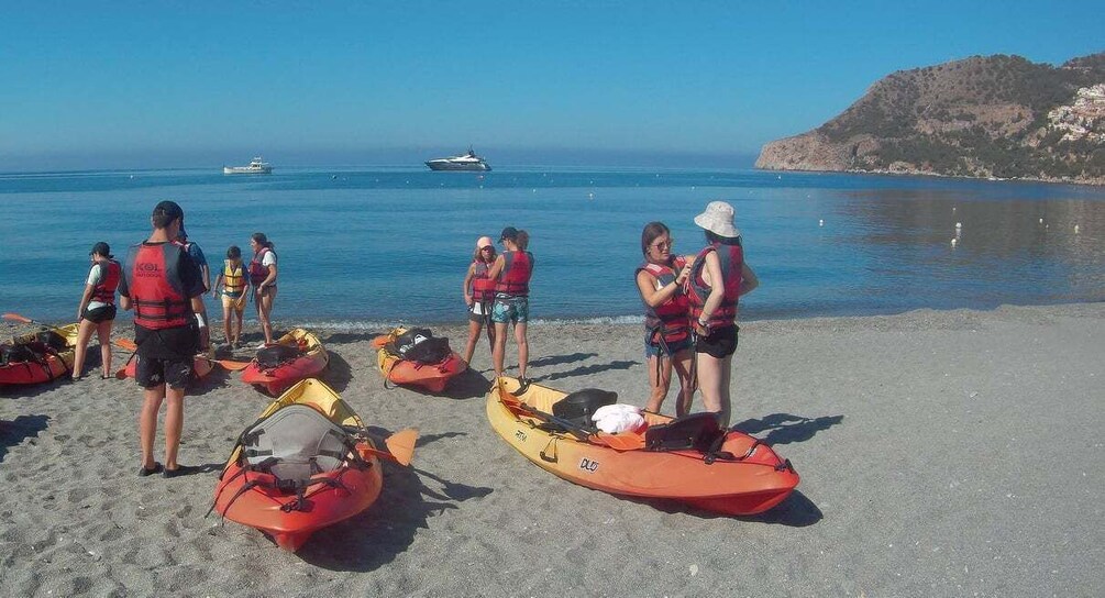 Picture 2 for Activity From Málaga: Cliffs of Maro-Cerro Gordo Guided Kayaking Tour