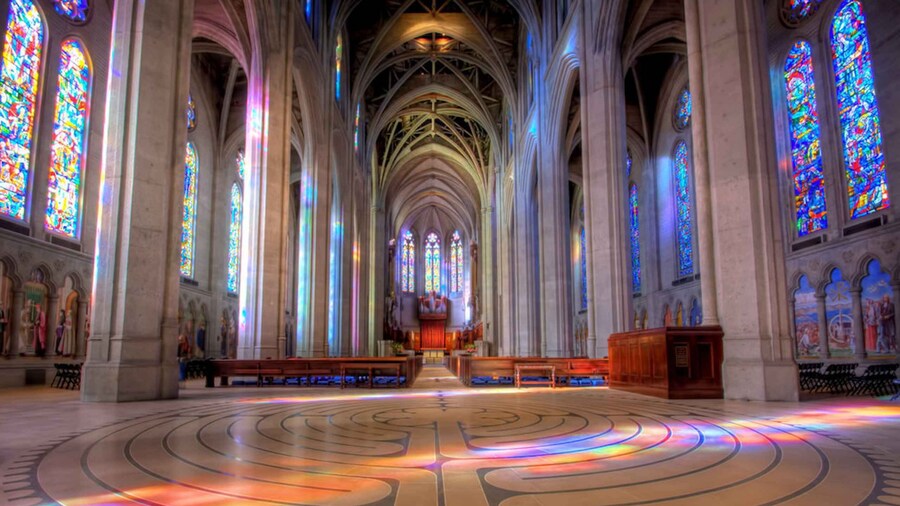 Grace Cathedral: Explore the Beauty