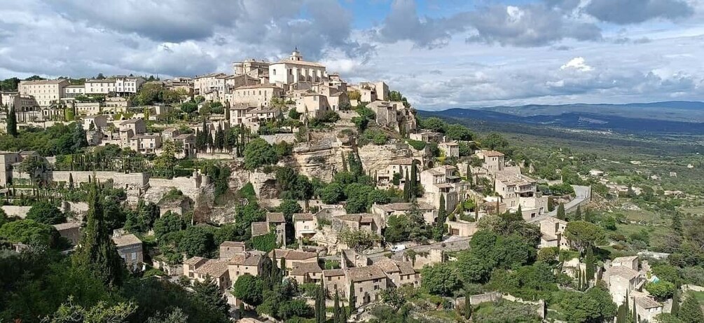 Picture 6 for Activity From Aix-en-Provence: Luberon Perched Villages Guided Tour