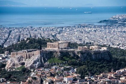 Ateena: Lycabettos-vuori: Timeless Hills Walking Tour & Mount Lycabettus