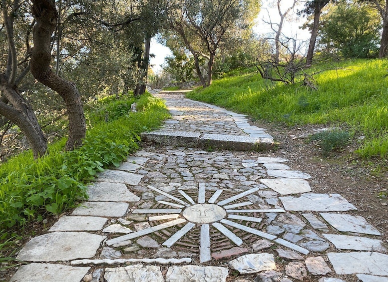 Picture 4 for Activity Athens: Timeless Hills Walking Tour & Mount Lycabettus