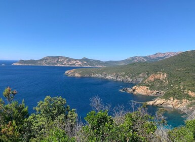 Moitié Terre, Moitié Mer