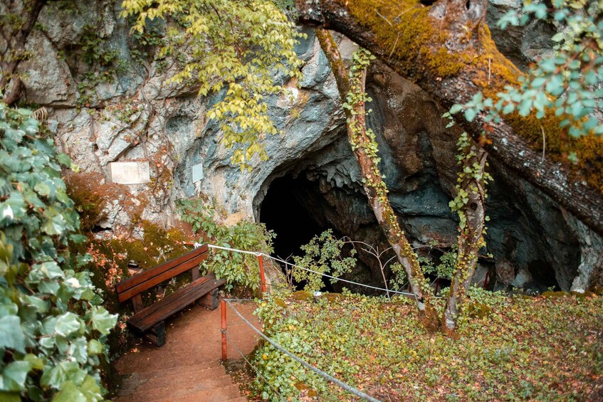 Picture 1 for Activity Split: Half-day tour to Klis Fortress and Vranjača cave