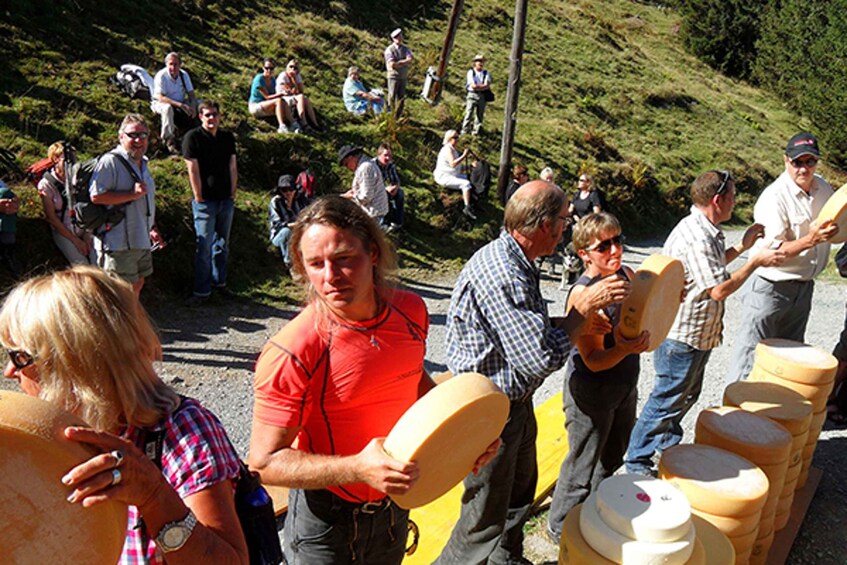 Picture 1 for Activity Interlaken & Jungfrau: Custom-Tailored Tour with Local Guide