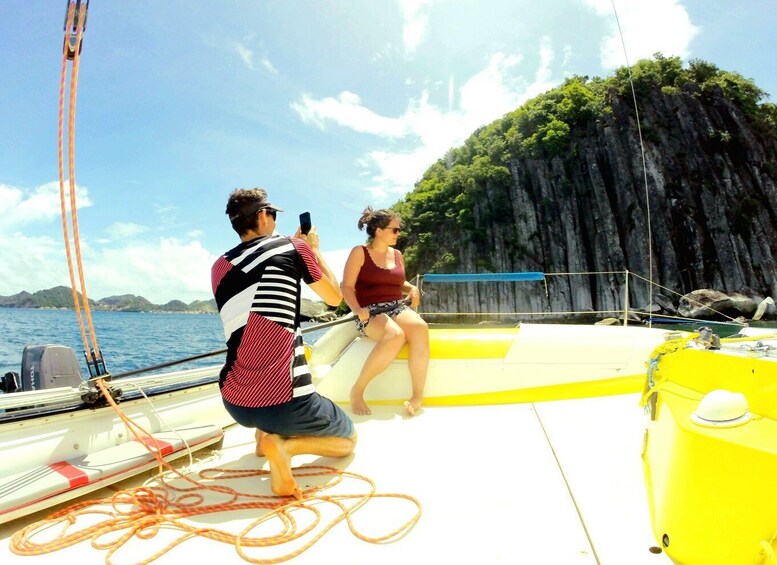 Picture 3 for Activity 2h Sailing catamaran in La Baie des Saintes