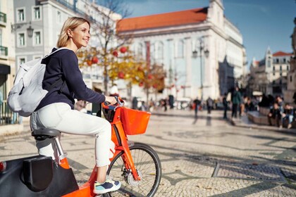 Eco Bike Tour of Dublin City Top Attractions and Nature