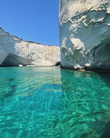 Crucero por las playas del lado sur de Milos desde Kipos