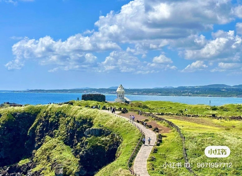 Picture 3 for Activity Jeju: Eastern Route Culture Exploration Day Tour