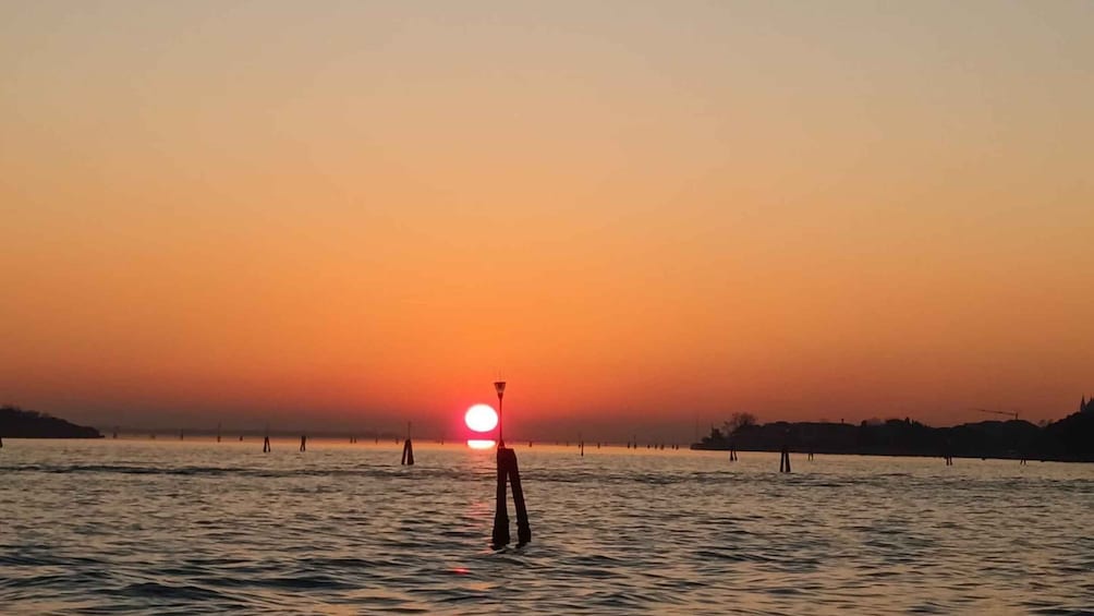 Picture 5 for Activity Venezia:Tour con aperitivo al tramonto