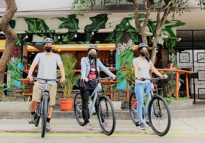 Lima: Sightseeing Bike Tour ja ruoka- ja juomamaistiaisia