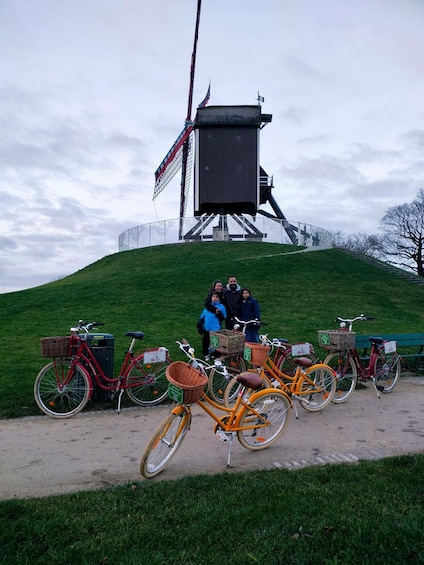 Picture 13 for Activity Bruges: Guided Retro Bike Tour of Highlights and Hidden Gems