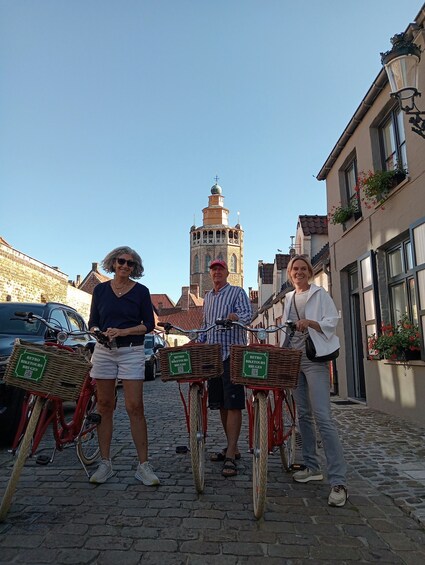 Picture 1 for Activity Bruges: Guided Retro Bike Tour of Highlights and Hidden Gems