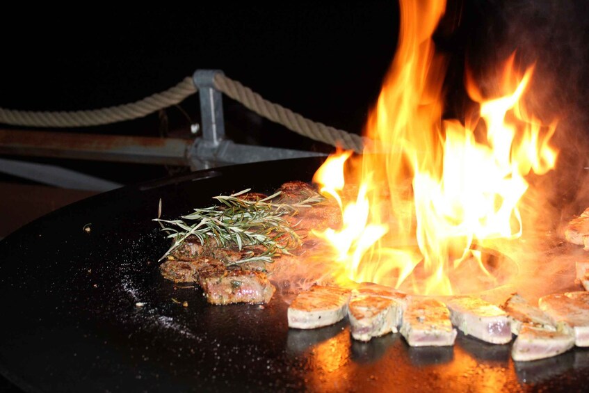 Picture 2 for Activity Stuttgart: BBQ & Sunset Tour on the Neckar