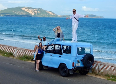 Mui Ne: Best Private Sand Dunes Jeep Tour at Sunrise/Sunset