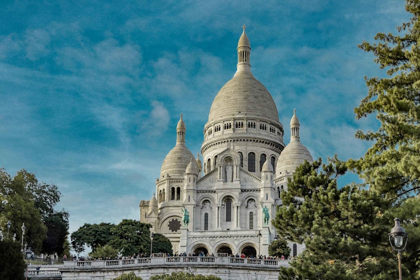 Family Experience: Montmartre Tour