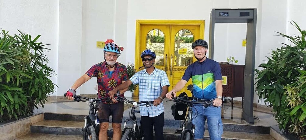 Picture 1 for Activity Fort Kochi & Kumbalangi/ Kadamakudy Cycling Tour (Full Day)