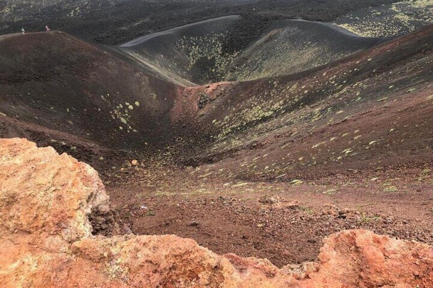 Guided trekking on the Etna volcano with transfer from Syracuse