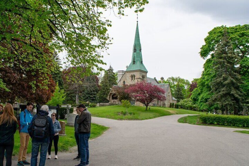 Cabbagetown In Colour: A Walking Tour of Toronto