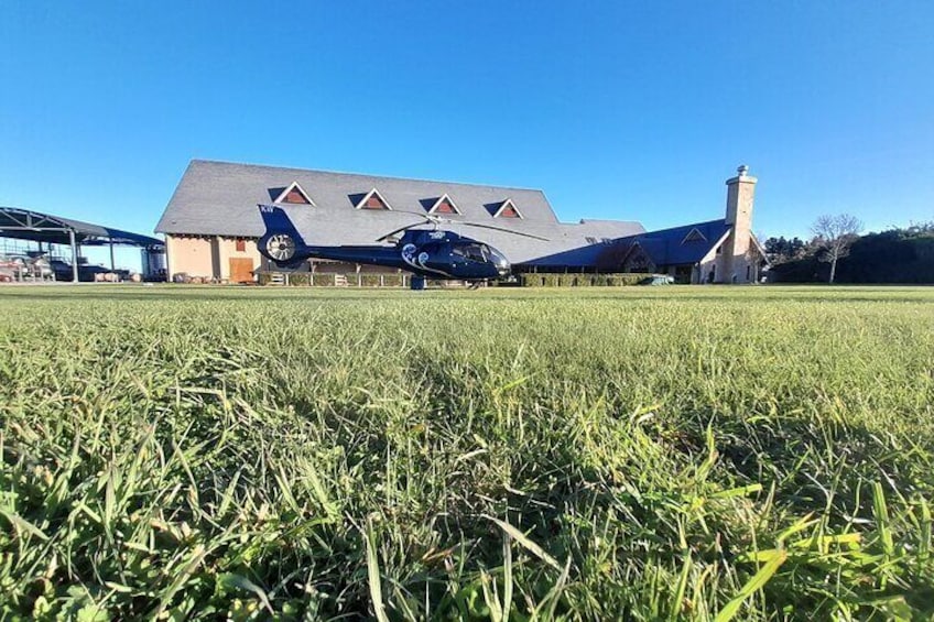 4 hours Helicopter and Winery Tour in Waipara with Lunch