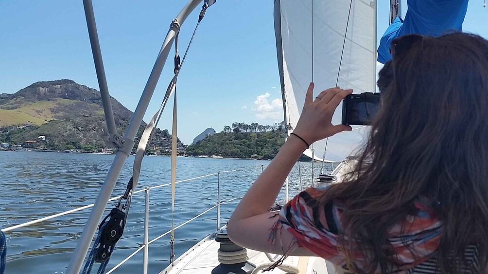 Picture 13 for Activity Rio de Janeiro: Guanabara Bay Sunset Sailing Tour & Drinks