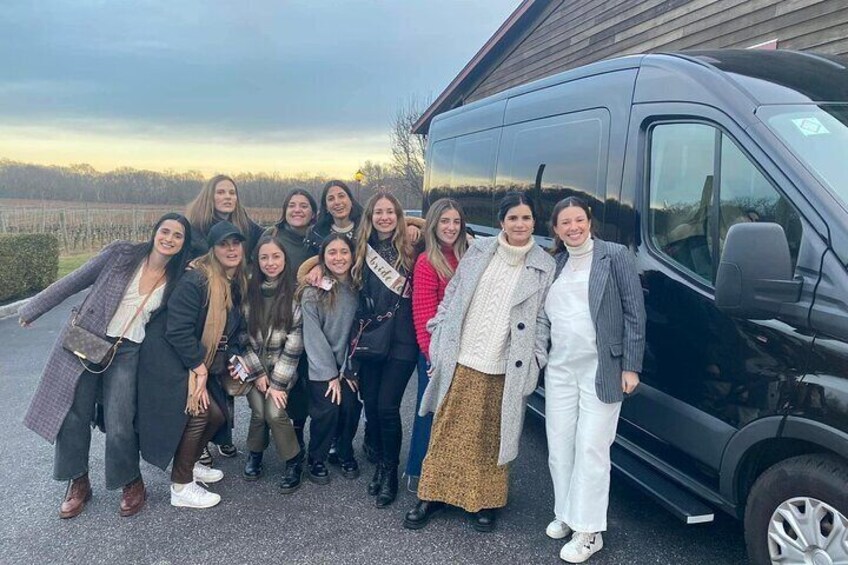 Full Day Private Long Island Wine Tours from New York City